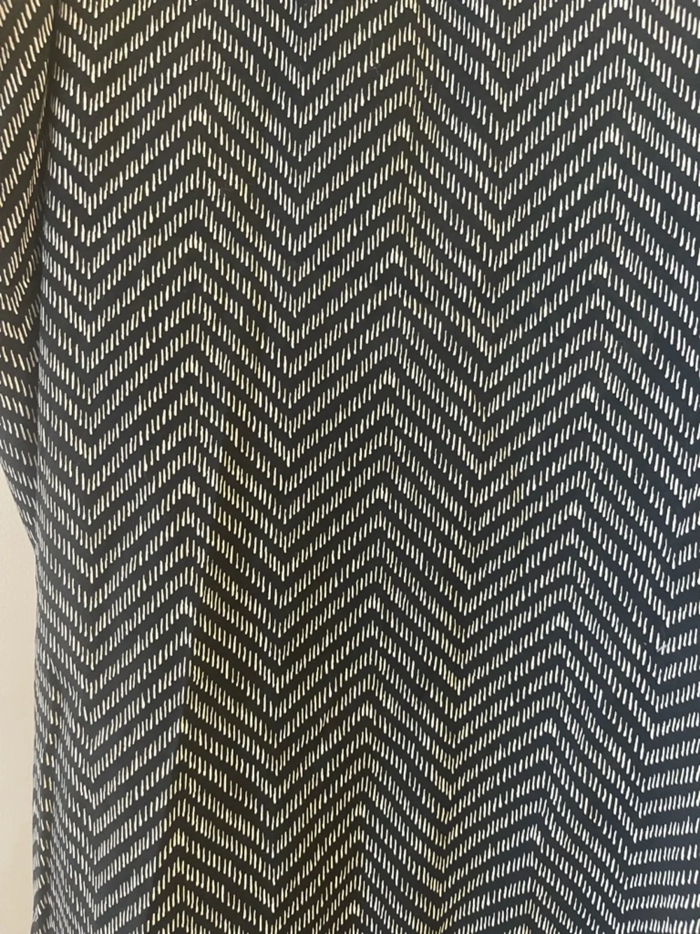 Old Navy Black & White Chevron top - Picture 3 of 6